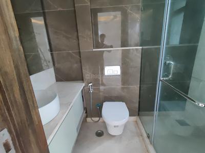 Bathroom Image of 1440 Sq.ft 3 BHK Builder Floor for sale in Anand Vihar New Delhi for Rs. 27500000