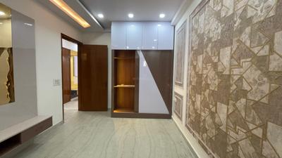 Bedroom Image of 1450 Sq.ft 4 BHK Apartment / Flat for sale in Sector 4 Rohini New Delhi for Rs. 12500000