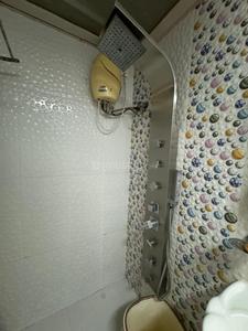 Bathroom Image of 1200 Sq.ft 2 BHK Apartment / Flat for rent in Ahuja Pali Hill, Bandra West Mumbai for Rs. 125000