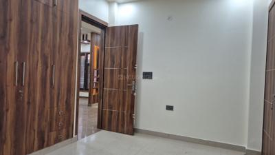 Bedroom Image of 1500 Sq.ft 3 BHK Apartment / Flat for rent in Indirapuram Ghaziabad for Rs. 28000