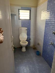 Bathroom Image of 1350 Sq.ft 3 BHK Independent House for rent in Isanpur Ahmedabad for Rs. 25000