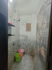 Bathroom Image of 800 Sq.ft 2 BHK Apartment / Flat for rent in Hadapsar Pune for Rs. 15000