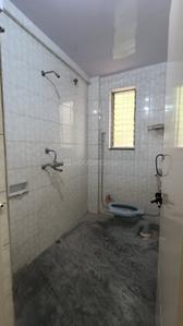 Bathroom Image of 1000 Sq.ft 2 BHK Apartment / Flat for rent in Mukund Nagar Pune for Rs. 45000