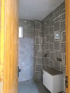 Common Bathroom Image of 2100 Sq.ft 4 BHK Builder Floor for sale in Vasundhara Ghaziabad for Rs. 21500000