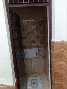 Bathroom Image of 900 Sq.ft 3 BHK Independent House for sale in Mayur Vihar, Rohta Agra for Rs. 3000000