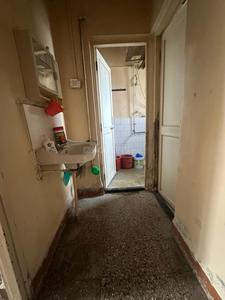 Bathroom Image of 600 Sq.ft 1 BHK Apartment / Flat for sale in Bandal Complex, Kothrud Pune for Rs. 9200000