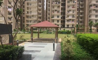 Image of 1140 Sq.ft 2.5 BHK Apartment / Flat for sale in Ajnara Le Garden, Noida Extension, Greater Noida for Rs. 8850000