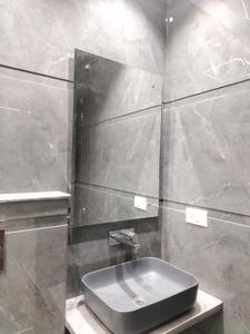Bedroom One Image of 2650 Sq.ft 3 BHK Builder Floor for rent in DLF Independent Floors At Dlf City Phase II, DLF Phase 3 Gurgaon for Rs. 75000