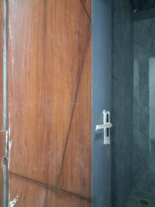 Common Bathroom Image of 1450 Sq.ft 3 BHK Apartment / Flat for sale in Capital Metro Height, Sector 72 Noida for Rs. 5000000