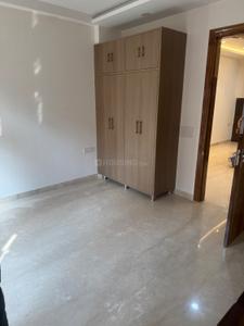 Bedroom Image of 960 Sq.ft 2 BHK Builder Floor for rent in Pitampura New Delhi for Rs. 40000