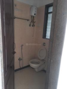 Bathroom Image of 1200 Sq.ft 2 BHK Apartment / Flat for rent in Diamond Garden, Chembur Mumbai for Rs. 85000