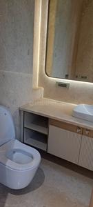 Bathroom Image of 2925 Sq.ft 3 BHK Builder Floor for sale in Defence Colony New Delhi for Rs. 100000000