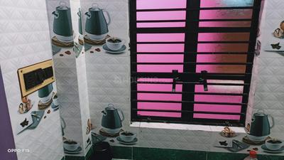 Kitchen Image of 900 Sq.ft 1 BHK Independent House for rent in Kanchrapara North 24 Parganas District for Rs. 7500