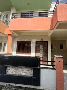 Image of 2500 Sq.ft 4 BHK Independent House for rent in Adajan, Surat for Rs. 35000