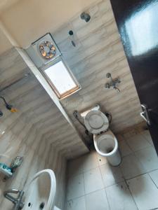 Bathroom Image of 800 Sq.ft 2 BHK Apartment / Flat for sale in Panchsheel Greens, Noida Extension Greater Noida for Rs. 6600000