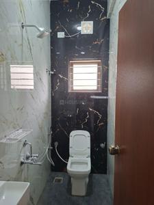 Bathroom Image of 1100 Sq.ft 2 BHK Independent House for rent in Bhoo Shresta, NRI Layout Bengaluru for Rs. 25000