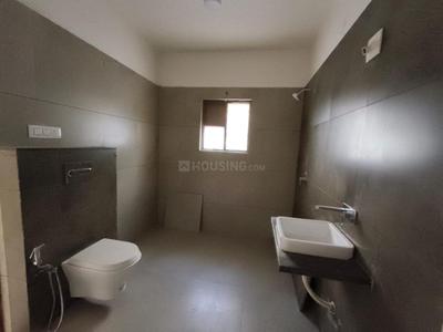 Bathroom Image of 4212 Sq.ft 4 BHK Independent House for rent in Swarnim Vatika, Adalaj Gandhinagar for Rs. 49000