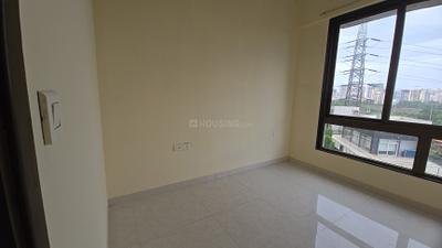 Bedroom Image of 790 Sq.ft 2.5 BHK Apartment / Flat for sale in The Atmosphere, Mulund West Mumbai for Rs. 23500000