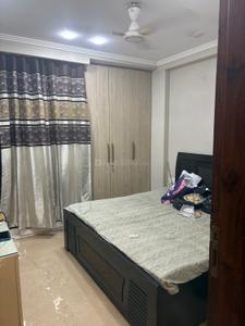 Bedroom Image of 1200 Sq.ft 3 BHK Builder Floor for sale in Anand Vihar New Delhi for Rs. 23000000
