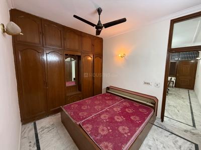 Bedroom Image of 1000 Sq.ft 2 BHK Builder Floor for rent in Lajpat Nagar New Delhi for Rs. 41000