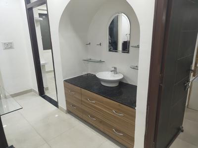 Bathroom Image of 1000 Sq.ft 2 BHK Apartment / Flat for rent in Malviya Nagar Jaipur for Rs. 30000