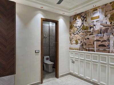 Bedroom Image of 800 Sq.ft 3 BHK Apartment / Flat for sale in Dwarka Mor New Delhi for Rs. 5000000