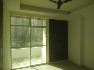 Bedroom Image of 1940 Sq.ft 4 BHK Apartment / Flat for sale in Sector 168 Noida for Rs. 12600000