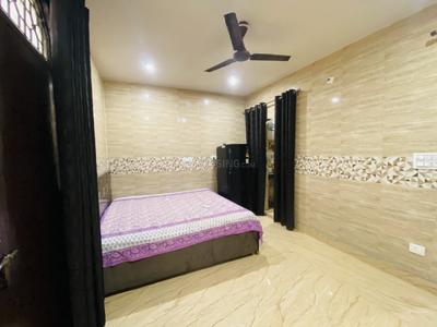 Bedroom Image of 360 Sq.ft 1 RK Builder Floor for rent in Dwarka Mor New Delhi for Rs. 13000