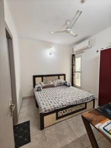 Bedroom Image of 900 Sq.ft 3 BHK Apartment / Flat for sale in Gaurs Siddhartham, Siddharth Vihar Ghaziabad for Rs. 13000000