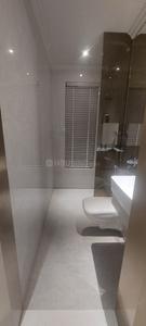 Bathroom Image of 900 Sq.ft 2 BHK Apartment / Flat for sale in Arkade Nest, Mulund West Mumbai for Rs. 15000000