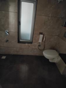 Bathroom Image of 2600 Sq.ft 3 BHK Apartment / Flat for rent in Green City Gold, Bhatha Surat for Rs. 60000
