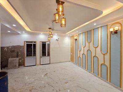 Hall Image of 1200 Sq.ft 3 BHK Apartment / Flat for sale in Sector 73 Noida for Rs. 6200000