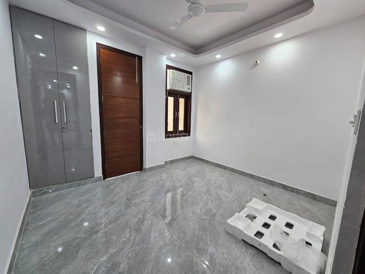 Saket Main Image 1