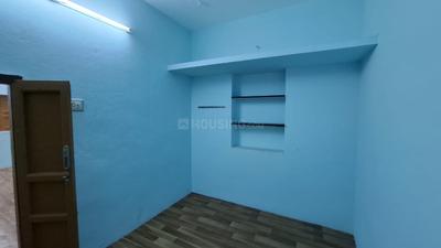 Bedroom Image of 570 Sq.ft 1 BHK Independent House for rent in Gobichettipalayam Erode for Rs. 7500