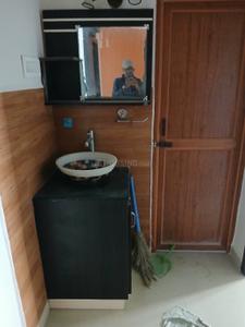 Kitchen Image of 1300 Sq.ft 2 BHK Apartment / Flat for rent in Indra Nagar Block III, Magaral Chennai for Rs. 60000