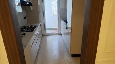 Kitchen Image of 1600 Sq.ft 3 BHK Builder Floor for rent in Raj One Good Earth, Sector 71 Gurgaon for Rs. 45000