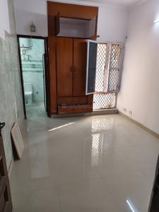 Bedroom Image of 1000 Sq.ft 2 BHK Apartment / Flat for rent in Jai Lakshmi Apartment, Patparganj New Delhi for Rs. 30000