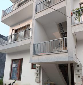 Image of 900 Sq.ft 2 BHK Builder Floor for sale in Shivalik Homes, Sector 127, Mohali for Rs. 4000000