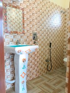 Bedroom One Image of 1150 Sq.ft 4 BHK Builder Floor for rent in Sonakshi Dream Township Project by Sonakshi Real Estate, Dakhin Chatta Kalikapukur Kolkata for Rs. 18000