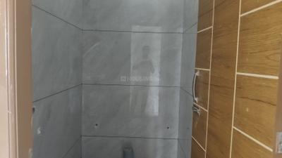 Bathroom Image of 550 Sq.ft 1 BHK Apartment / Flat for rent in Arakere Bengaluru for Rs. 25000