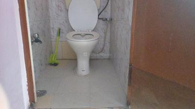 Bedroom Image of 600 Sq.ft 1.5 BHK Builder Floor for rent in Sector 12 Noida for Rs. 17000