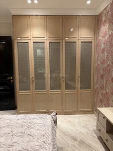 Bedroom Image of 2700 Sq.ft 4 BHK Builder Floor for sale in Anand Vihar New Delhi for Rs. 69000000