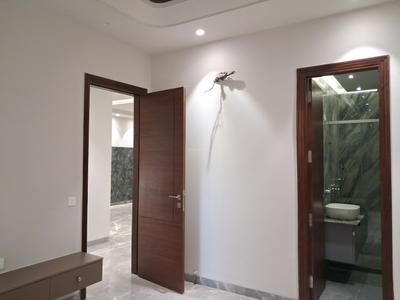 Bedroom Image of 1800 Sq.ft 3 BHK Builder Floor for sale in Paschim Vihar New Delhi for Rs. 35000000