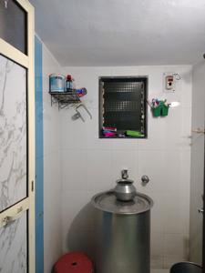 Common Bathroom Image of 700 Sq.ft 1 BHK Apartment / Flat for rent in Sahil Pride Residency Daffodil, Kasarvadavali Thane for Rs. 16444