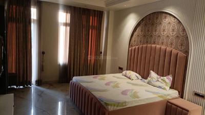 Bedroom Image of 2630 Sq.ft 3 BHK Apartment / Flat for sale in Hasanganj Lucknow for Rs. 26000000