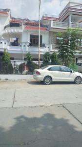 Image of 2200 Sq.ft 4 BHK Builder Floor for rent in Omaxe City, Lucknow for Rs. 22000