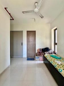 Hall Image of 650 Sq.ft 1.5 BHK Apartment / Flat for sale in Kalpataru Paramount, Thane West Thane for Rs. 12700000