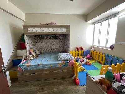 Bedroom Image of 2727 Sq.ft 4 BHK Apartment / Flat for sale in DLF New Town Heights, Sector 91 Gurgaon for Rs. 29000000