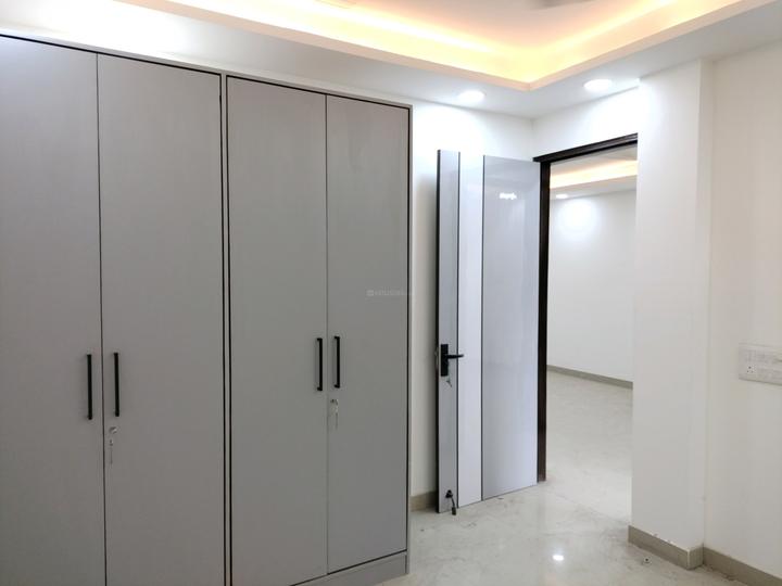 Dwarka sector 8 Main Image 1