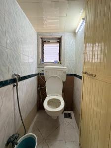 Bathroom Image of 1700 Sq.ft 3 BHK Apartment / Flat for sale in Thane West Thane for Rs. 10000000